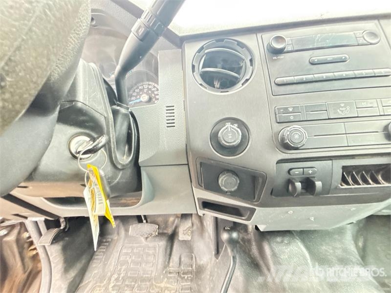 Ford F-350 Kamioni sa otvorenim sandukom