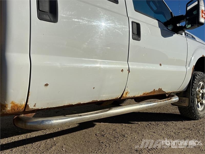 Ford F-350 Camion con sponde ribaltabili