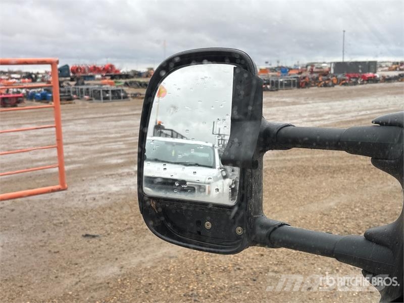Ford F-350 Kis teherszállító/Platós kocsi