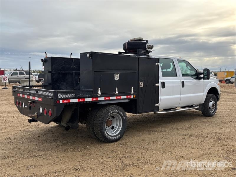 Ford F-350 Camiones de cama baja