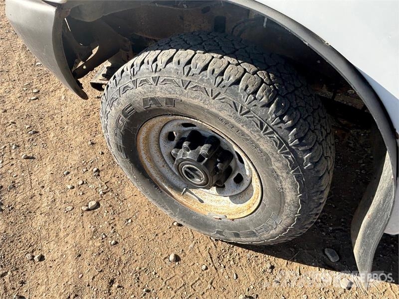 Ford F-350 4x2 Extended Cab Service Truck Pilsētas atkritumvedēji