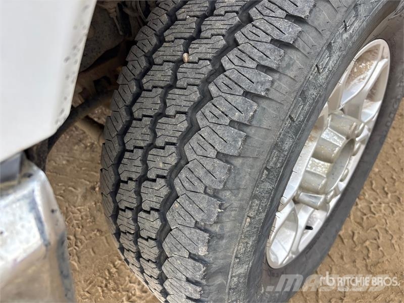 Ford F-350 4x4 Crew Cab Pickup Ostalo
