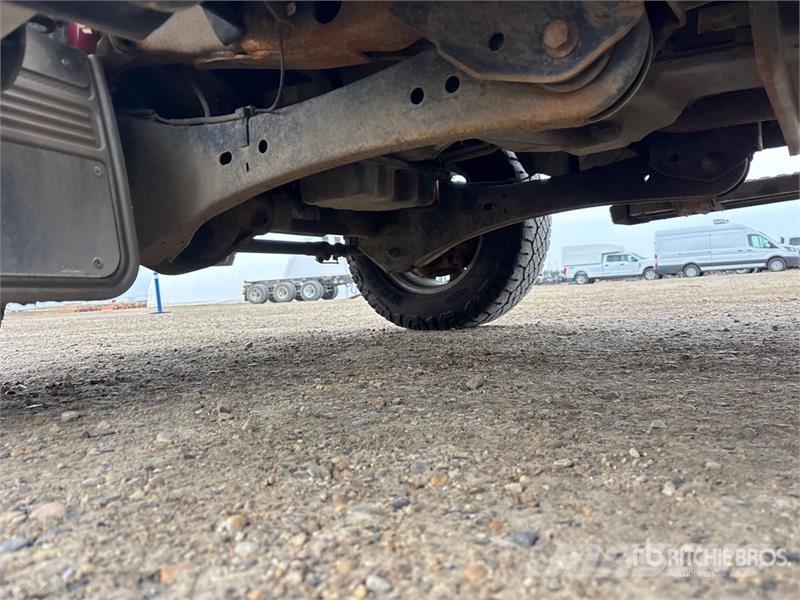 Ford F-350 4x4 Crew Cab Pickup Ostalo