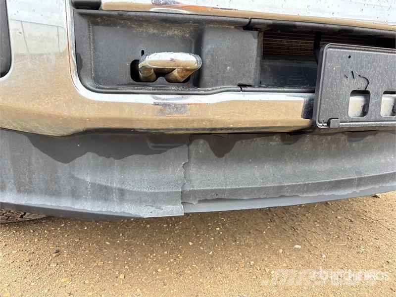 Ford F-350 4x4 Crew Cab Pickup Autre fourgon / utilitaire