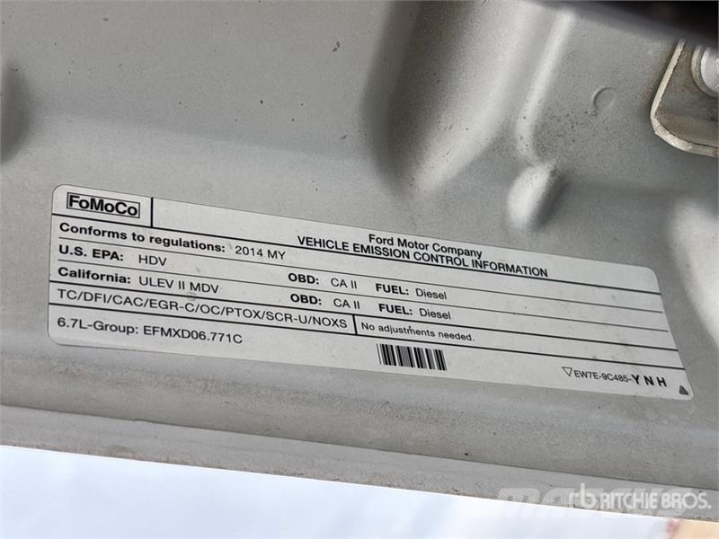Ford F-350 4x4 Crew Cab Pickup Ostalo