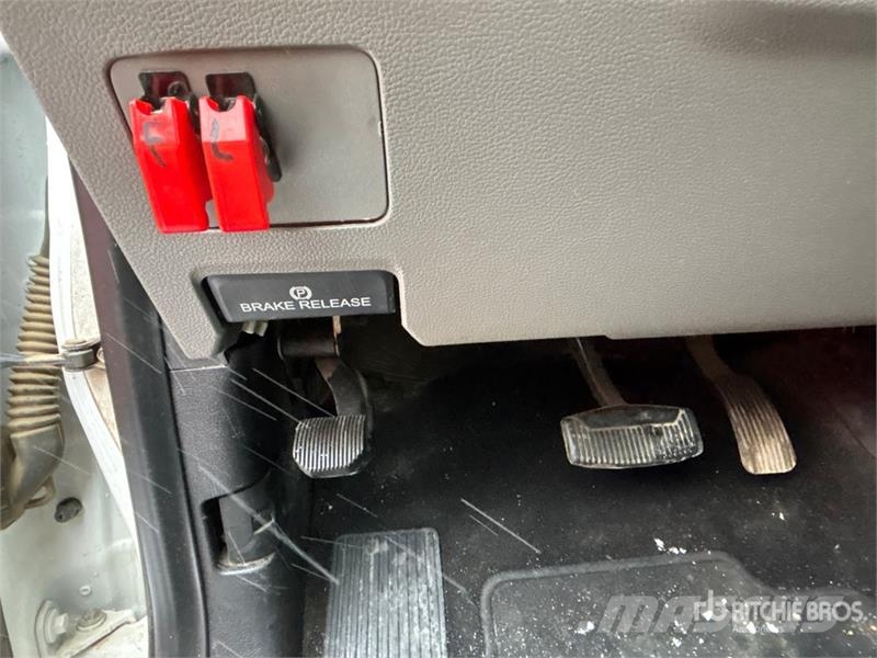 Ford F-350 4x4 Crew Cab Pickup Ostalo