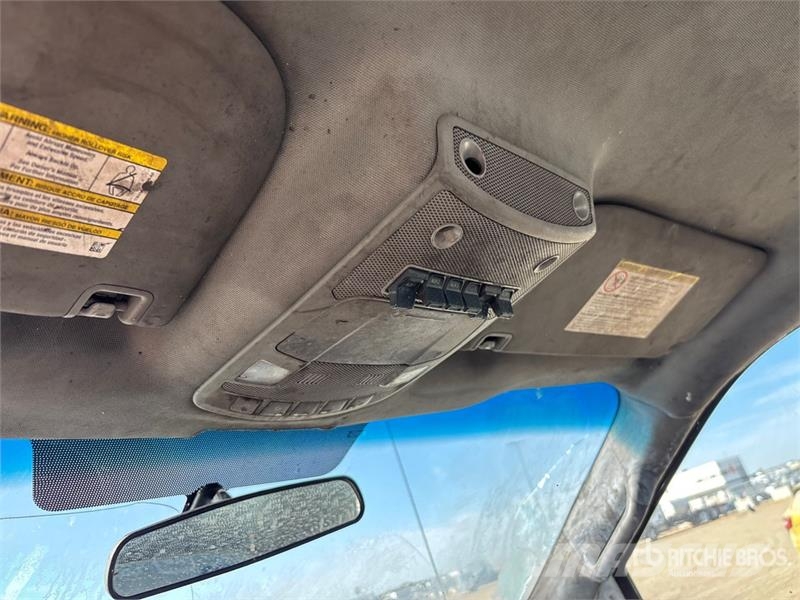 Ford F-350 4x4 Crew Cab Pickup (Inoperable) Ostalo