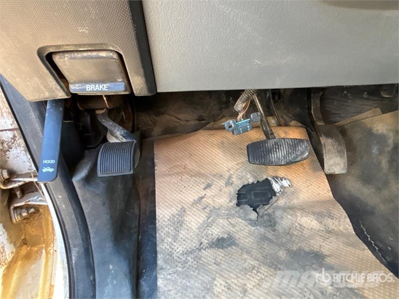 Ford F-350 4x4 Crew Cab Pickup Ostalo