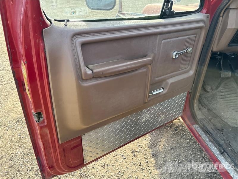 Ford F-350 4x4 Fire Truck Camion de pompier