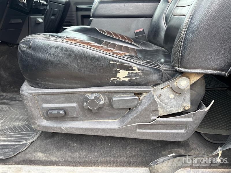 Ford F-350 Harley Davidson 4x4 Crew Cab Pickup Άλλα Vans