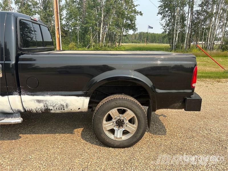 Ford F-350 Harley Davidson 4x4 Crew Cab Pickup Άλλα Vans