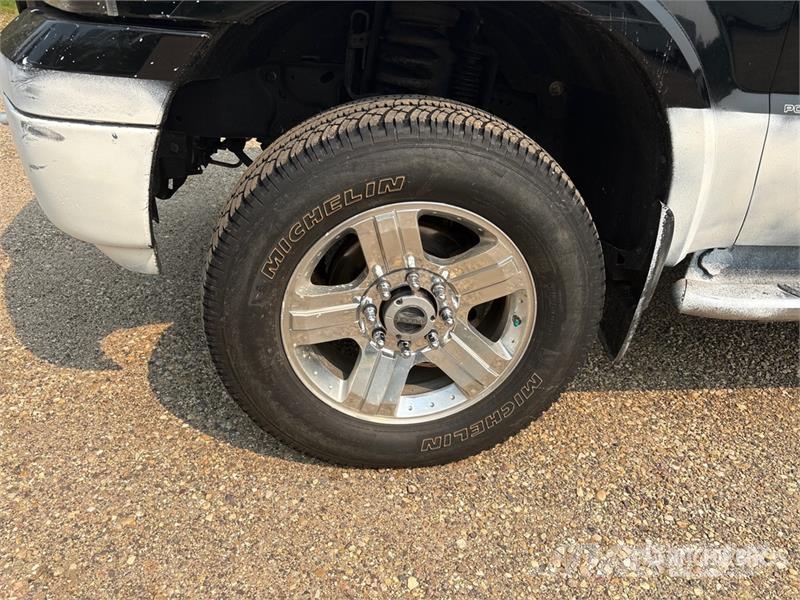 Ford F-350 Harley Davidson 4x4 Crew Cab Pickup Άλλα Vans