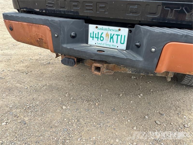 Ford F-350 Harley Davidson 4x4 Crew Cab Pickup Άλλα Vans