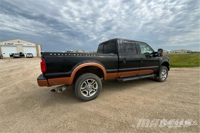 Ford F-350 Harley Davidson 4x4 Crew Cab Pickup Άλλα Vans