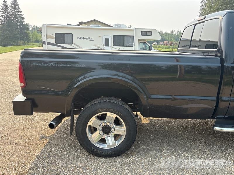 Ford F-350 Harley Davidson 4x4 Crew Cab Pickup Άλλα Vans