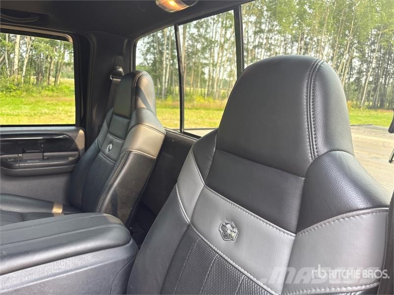 Ford F-350 Harley Davidson 4x4 Crew Cab Pickup Άλλα Vans