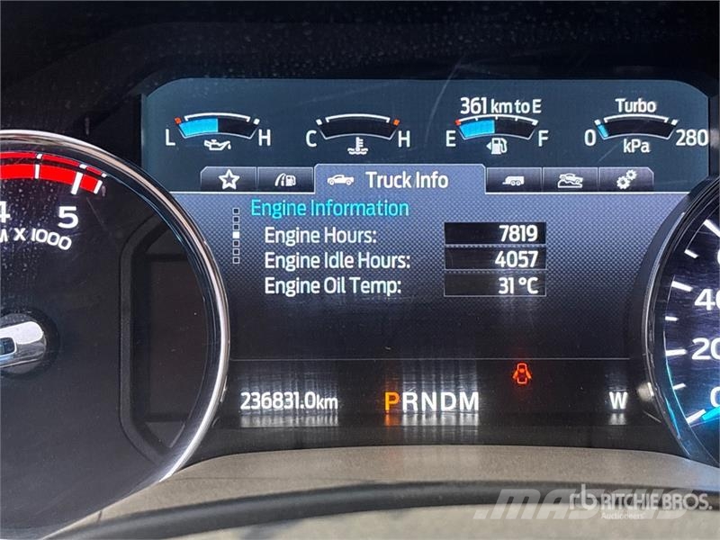 Ford F-350 Lariat 4x4 Crew Cab Pickup Autre fourgon / utilitaire