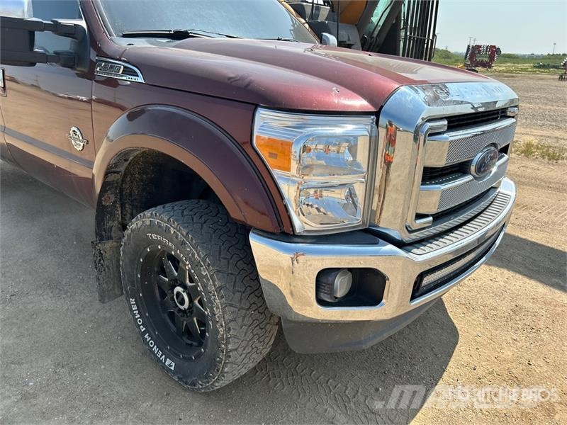 Ford F-350 Lariat 4x4 Crew Cab Pickup Прочие фургоны
