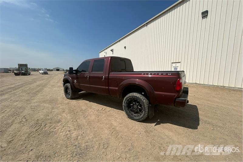 Ford F-350 Lariat 4x4 Crew Cab Pickup Άλλα Vans