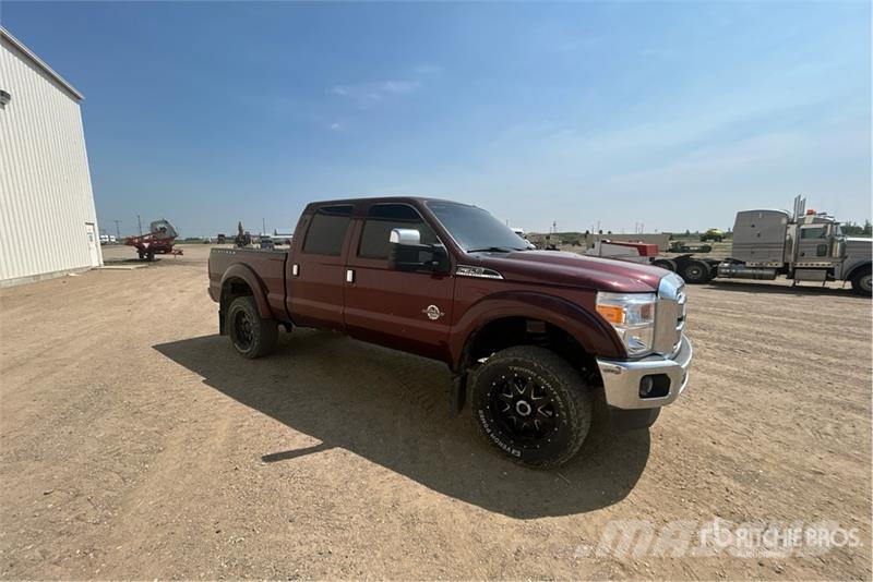 Ford F-350 Lariat 4x4 Crew Cab Pickup Άλλα Vans