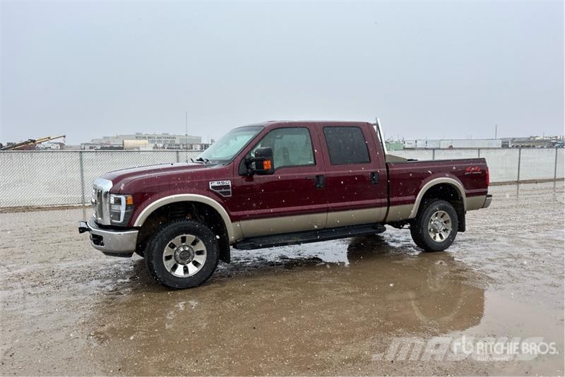 Ford F-350 Lariat 4x4 Crew Cab Pickup Furgoni altro