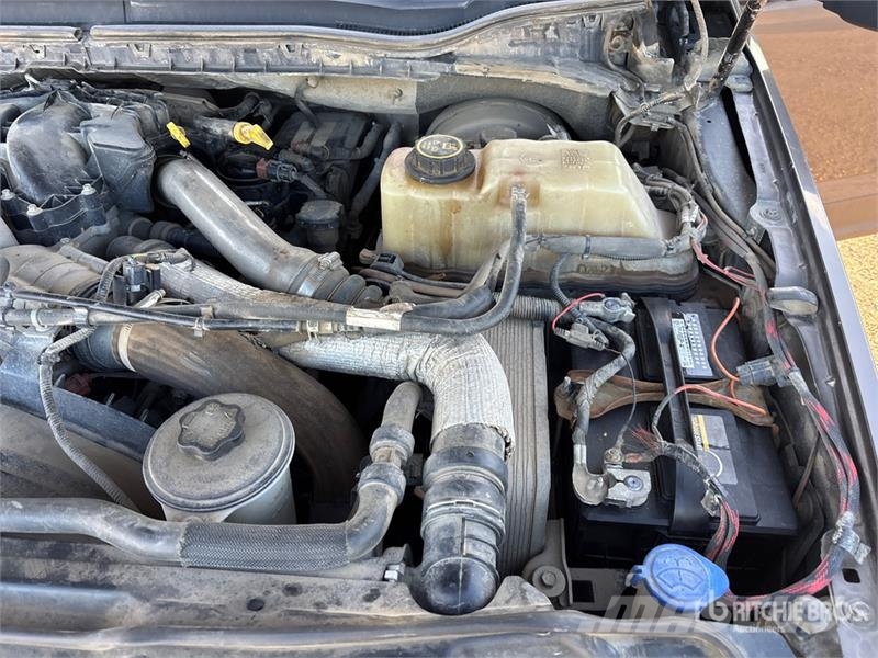 Ford F-350 Lariat 4x4 Crew Cab Pickup Furgoni altro