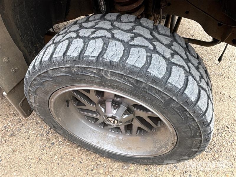 Ford F-350 Lariat 4x4 Crew Cab Pickup Ostalo