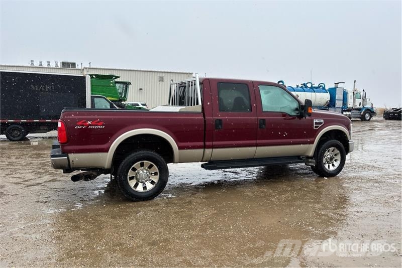 Ford F-350 Lariat 4x4 Crew Cab Pickup Furgoni altro