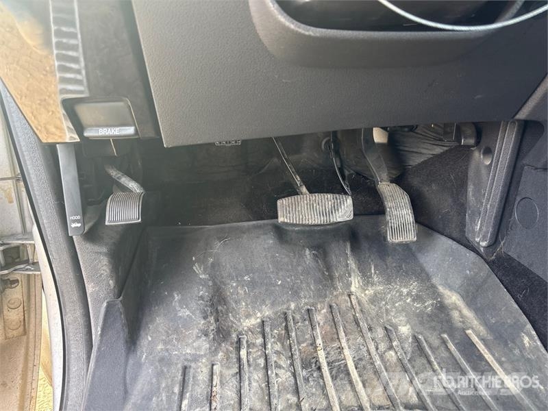 Ford F-350 Lariat 4x4 Crew Cab Pickup Ostalo