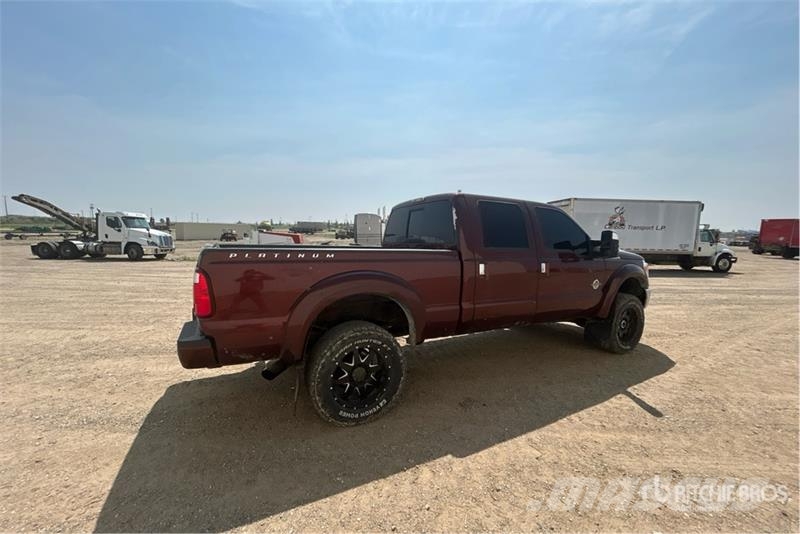 Ford F-350 Lariat 4x4 Crew Cab Pickup Άλλα Vans