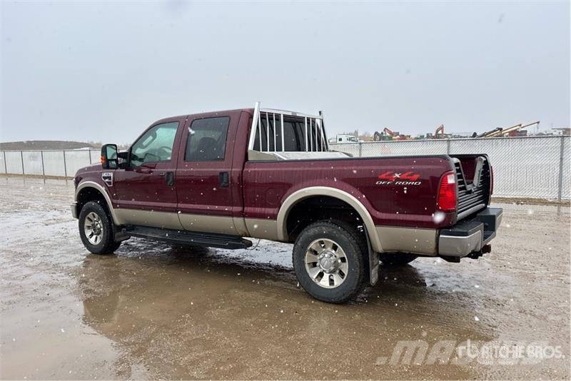 Ford F-350 Lariat 4x4 Crew Cab Pickup Furgoni altro