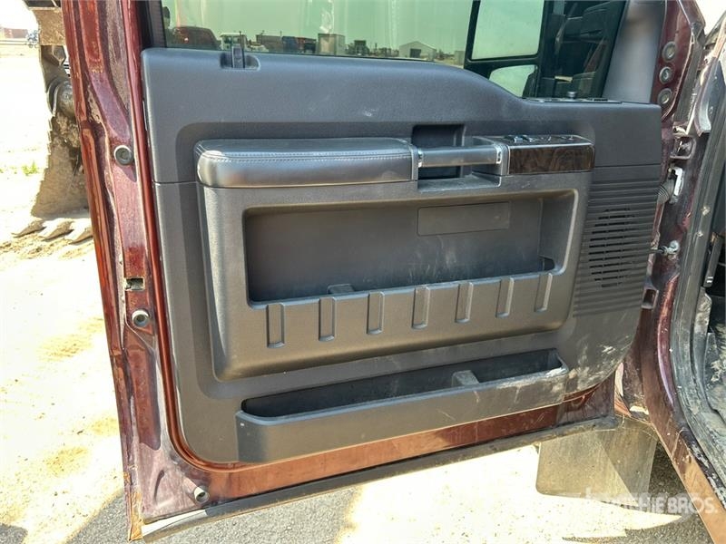 Ford F-350 Lariat 4x4 Crew Cab Pickup Άλλα Vans