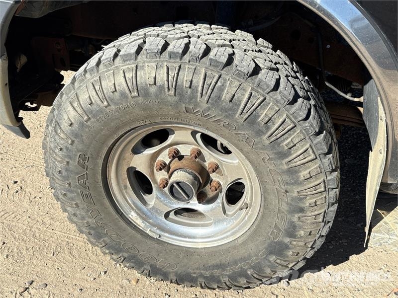 Ford F-350 Lariat 4x4 Crew Cab Spreader Truck Veicoli municipali