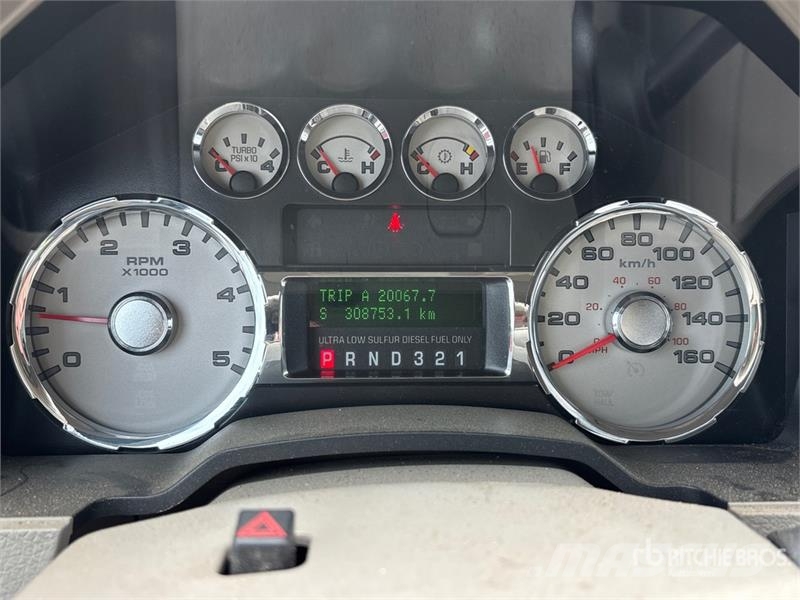 Ford F-350 Lariat 4x4 Crew Cab Pickup Ostalo