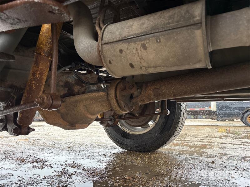 Ford F-350 Lariat 4x4 Crew Cab Pickup Furgoni altro