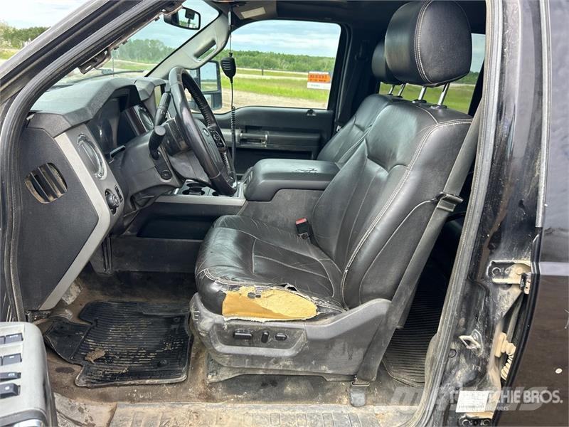 Ford F-350 Lariat 4x4 Crew Cab Pickup Άλλα Vans