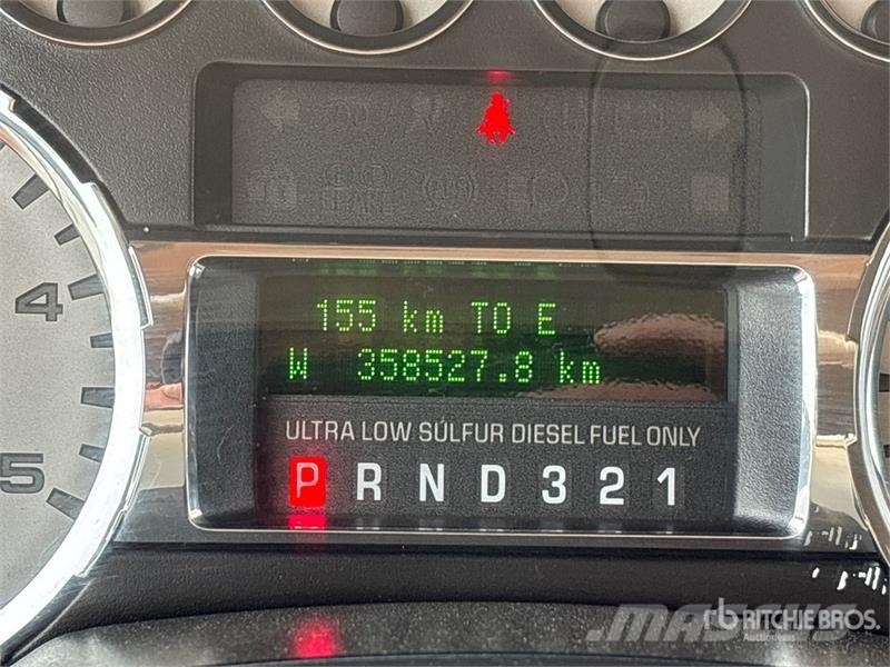 Ford F-350 Lariat 4x4 Crew Cab Pickup Furgoni altro