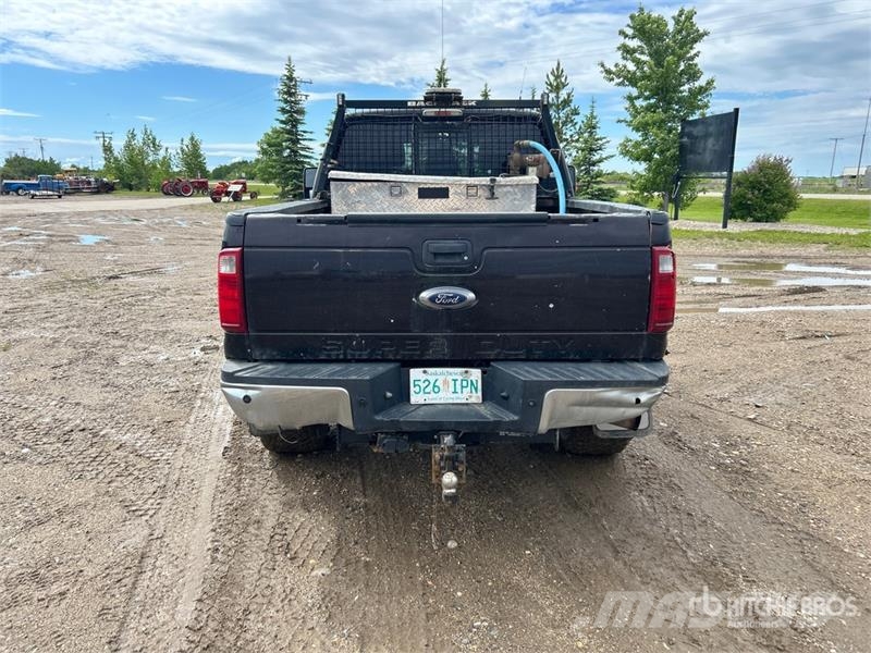 Ford F-350 Lariat 4x4 Crew Cab Pickup Άλλα Vans