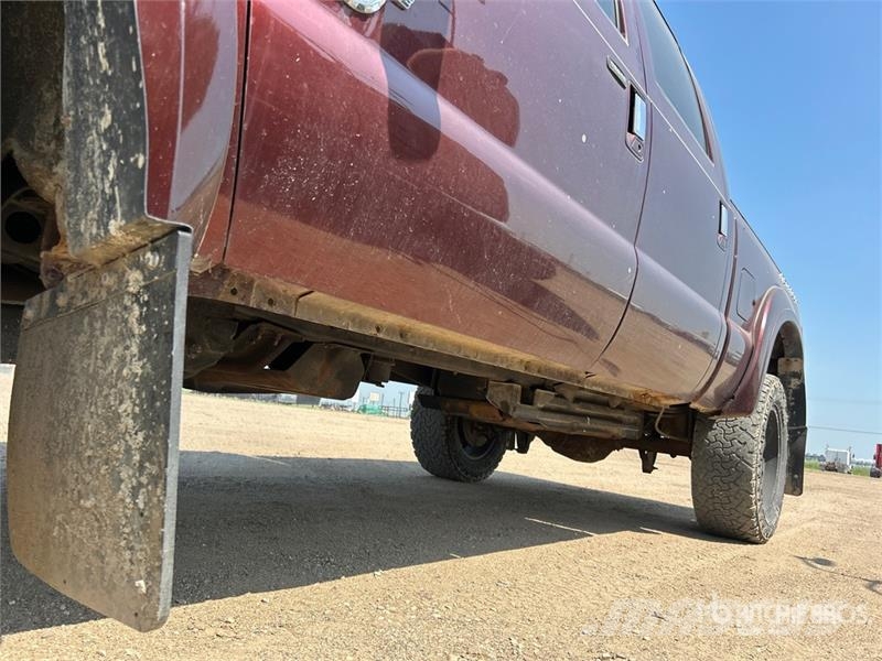 Ford F-350 Lariat 4x4 Crew Cab Pickup Άλλα Vans