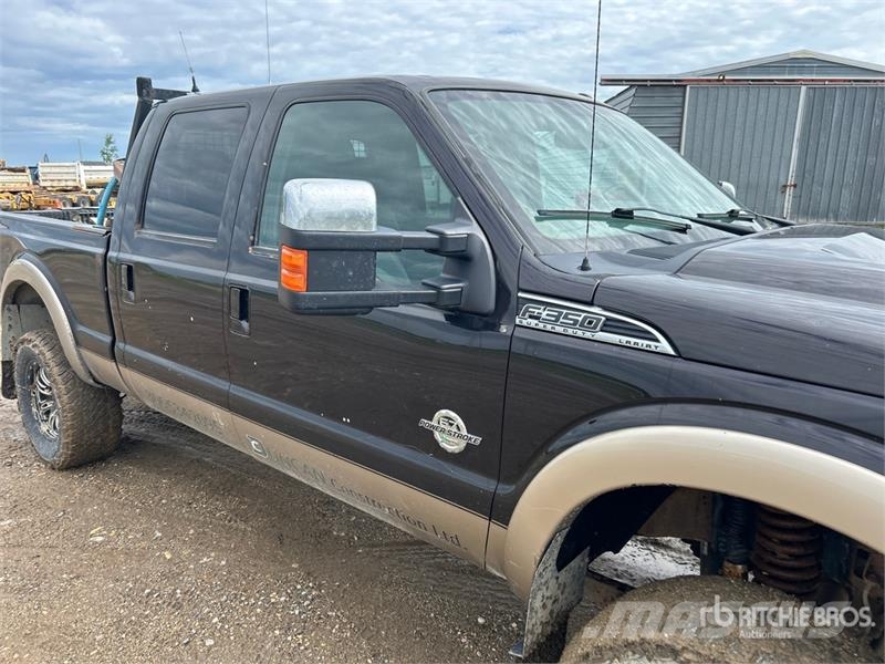 Ford F-350 Lariat 4x4 Crew Cab Pickup Άλλα Vans