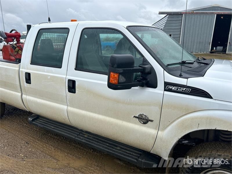 Ford F-350 Super Duty 4x4 Crew Cab Pickup Άλλα Vans