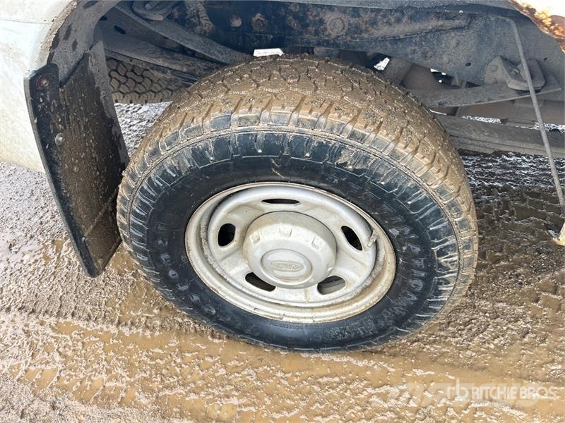 Ford F-350 Super Duty 4x4 Crew Cab Pickup Άλλα Vans