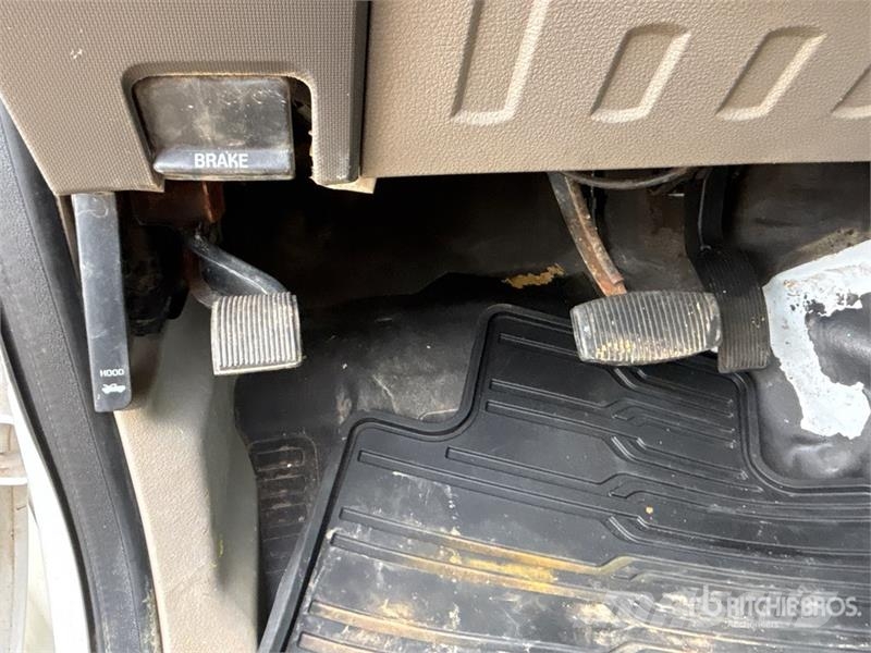 Ford F-350 XL Hytter och interiör
