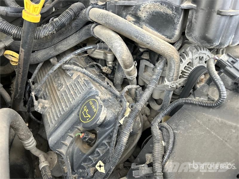 Ford F-350 XL 4x4 Crew Cab Pickup (Inoperable) Egyéb