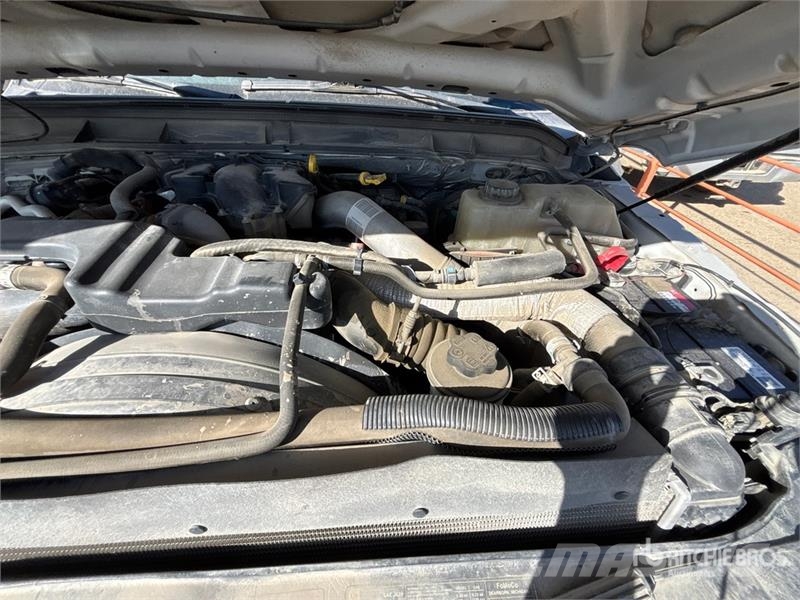 Ford F-350 XL 4x4 Crew Cab Pickup Otras furgonetas