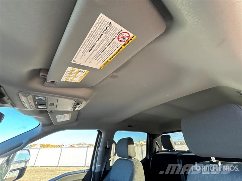 Ford F-350 XL 4x4 Crew Cab Pickup Other