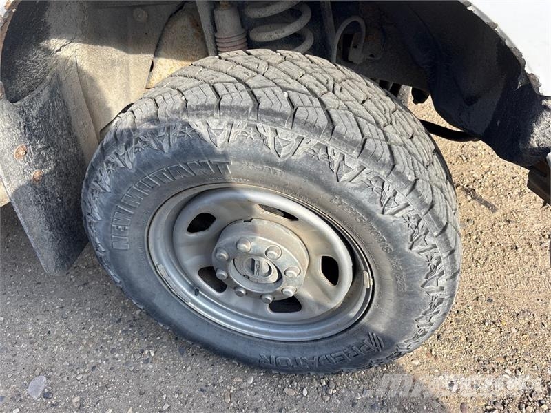 Ford F-350 XL 4x4 Crew Cab Pickup Otras furgonetas