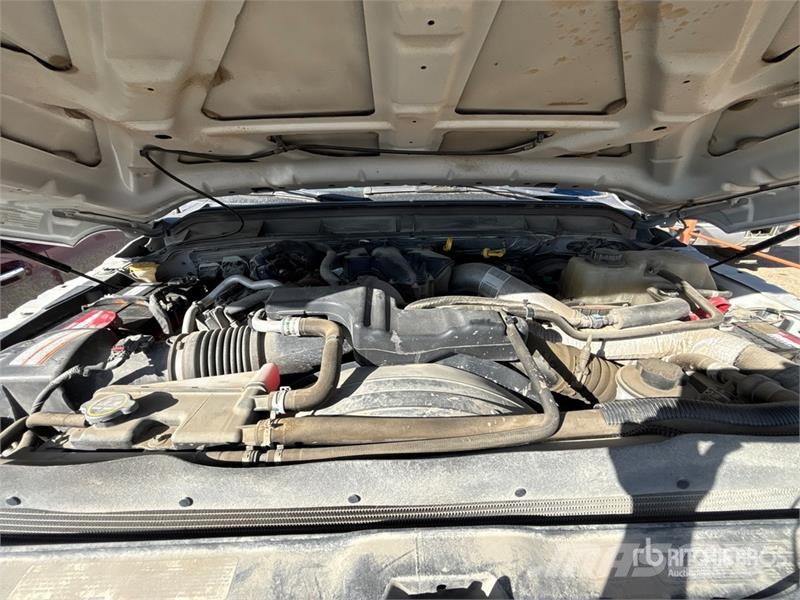 Ford F-350 XL 4x4 Crew Cab Pickup Otras furgonetas