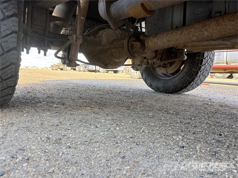 Ford F-350 XL 4x4 Crew Cab Pickup Otras furgonetas