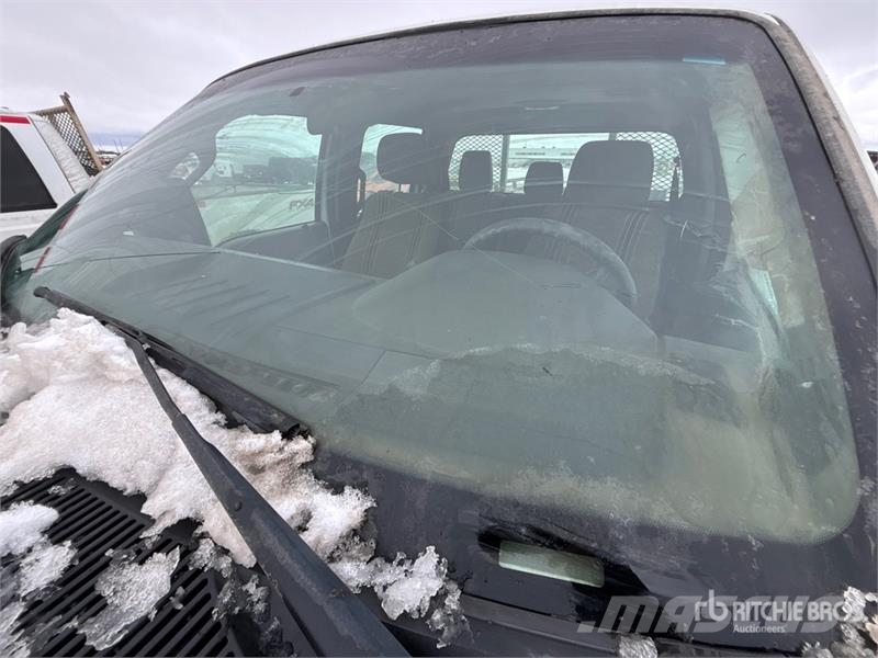Ford F-350 XL 4x4 Crew Cab Pickup Ostalo